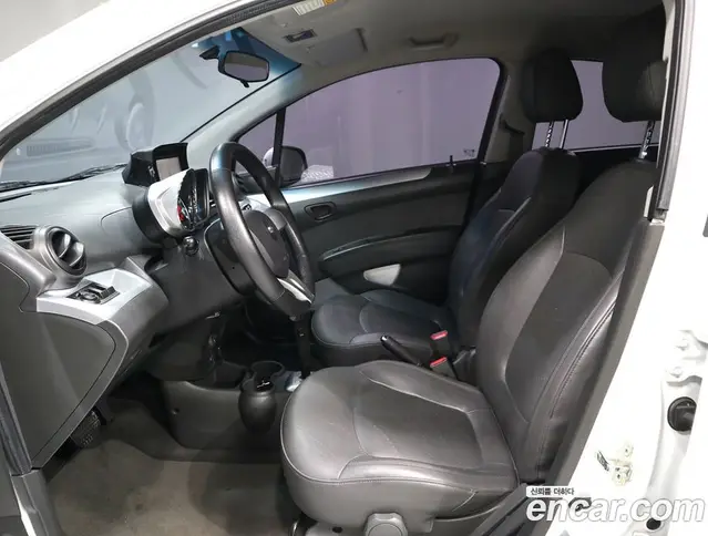 Chevrolet Spark 2013 1.0 автомат (гидро), миниатюра 9