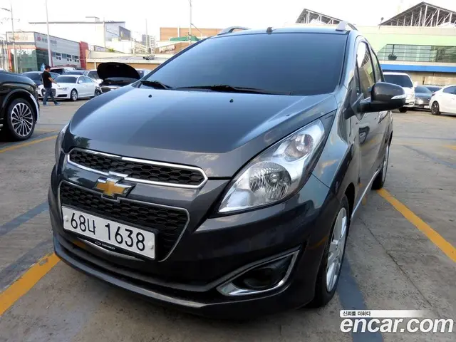 Chevrolet Spark 2015 1.0 автомат (гидро), миниатюра 2