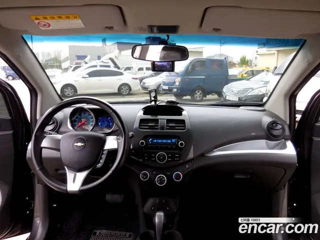 Chevrolet Spark 2015 1.0 автомат (гидро), миниатюра 11