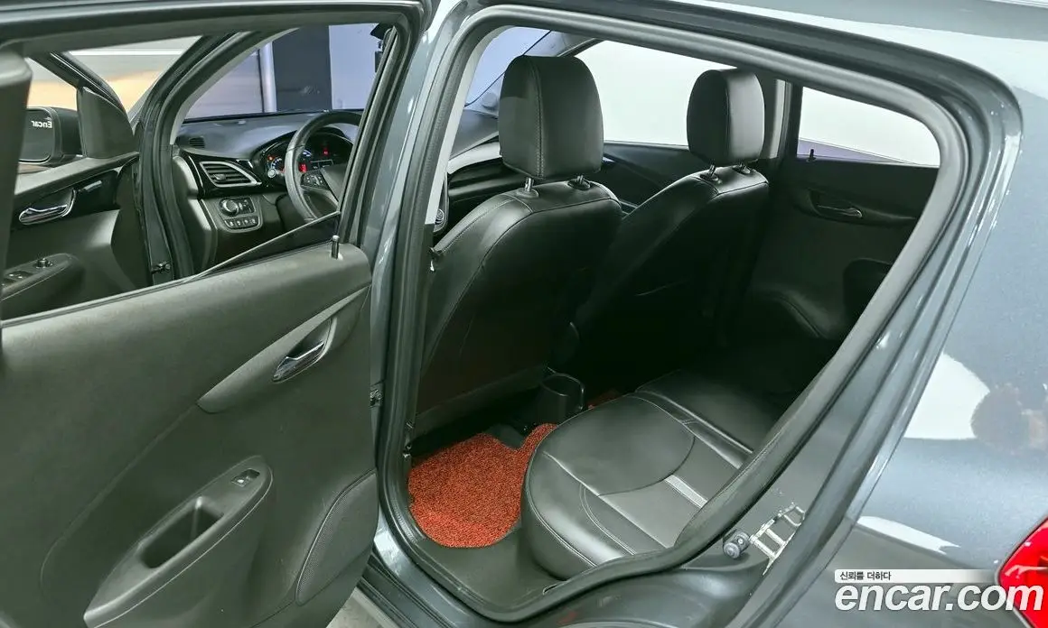 Chevrolet Spark 2018 1.0 автомат (гидро), фото 11 Chevrolet Spark 2018 1.0 автомат (гидро), фото 11