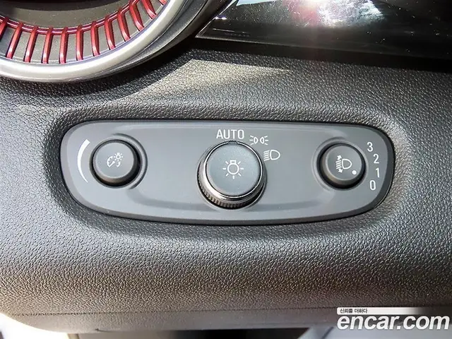 Chevrolet Trax 2026 1.2 автомат (гидро), миниатюра 12