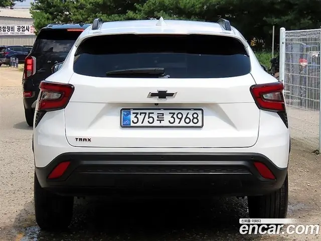 Chevrolet Trax 2026 1.2 автомат (гидро), миниатюра 4