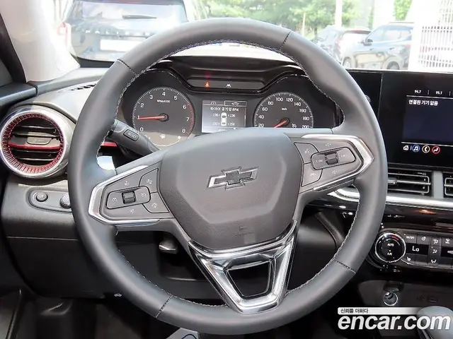 Chevrolet Trax 2026 1.2 автомат (гидро), миниатюра 8