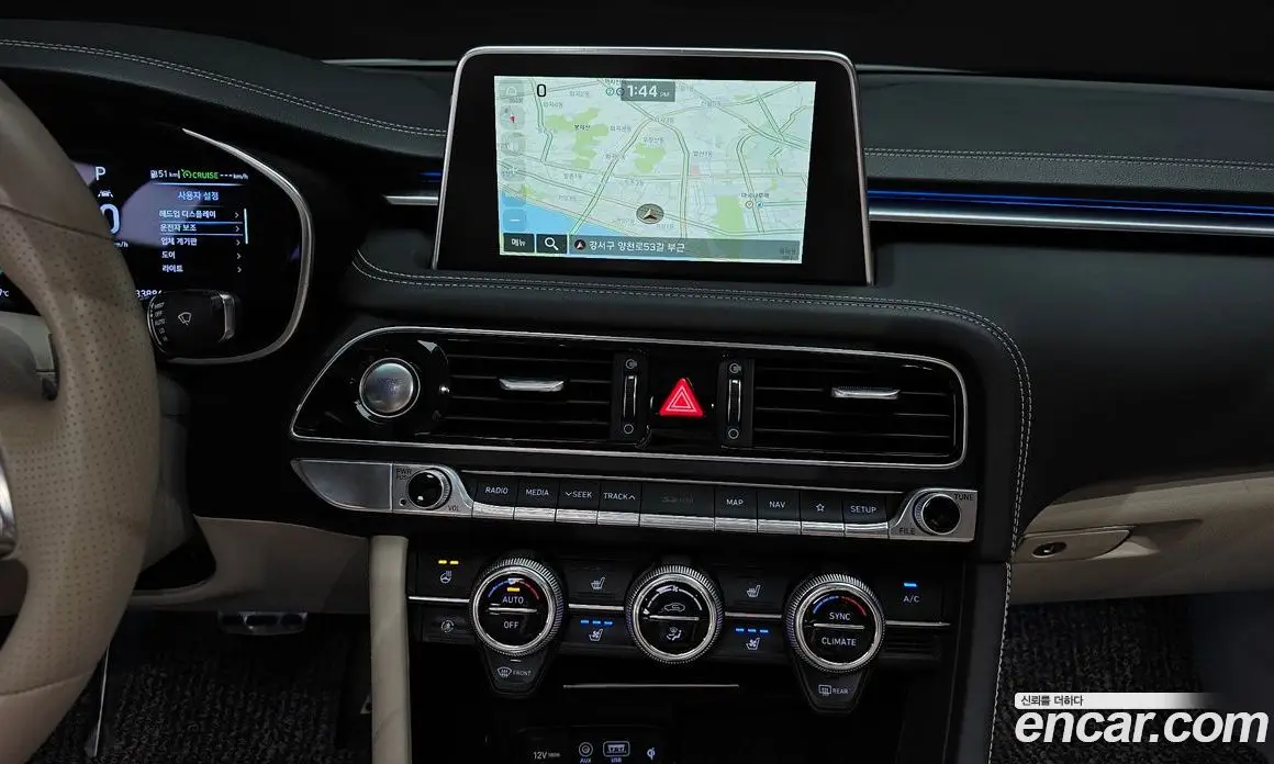 Genesis G70 2020 2.0 автомат (гидро), фото 14 Genesis G70 2020 2.0 автомат (гидро), фото 14