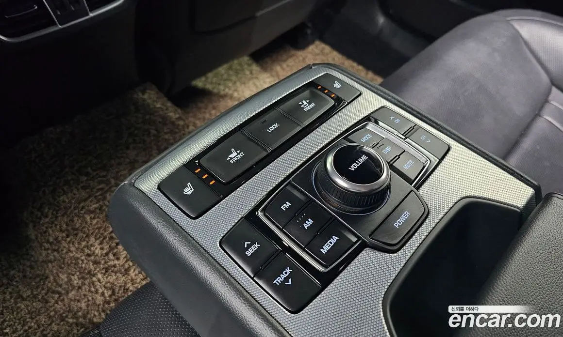 Genesis G80 2018 3.3 автомат (гидро), фото 16 Genesis G80 2018 3.3 автомат (гидро), фото 16