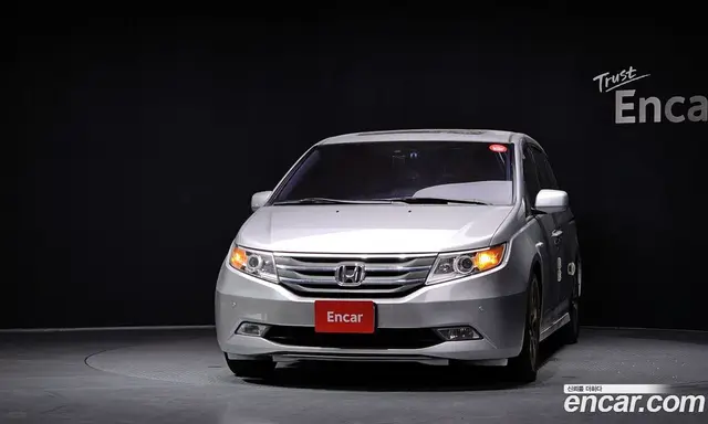 Honda Odyssey 2013 3.5 автомат (гидро), миниатюра 3 Honda Odyssey 2013 3.5 автомат (гидро), миниатюра 3
