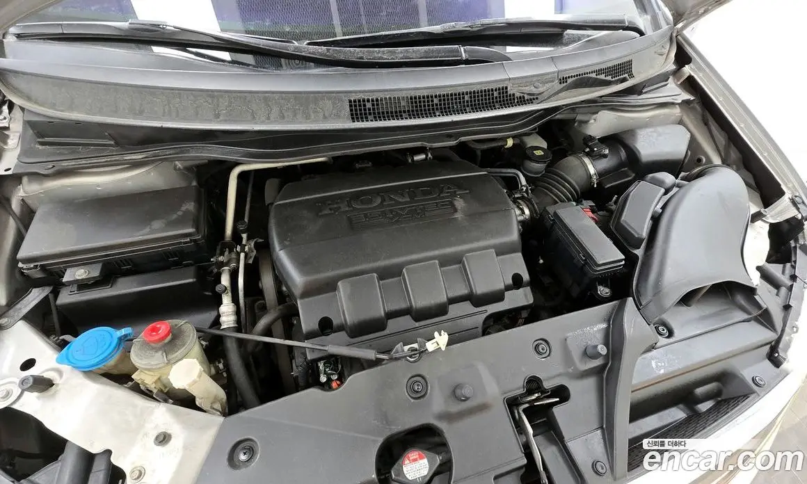 Honda Odyssey 2013 3.5 автомат (гидро), фото 6 Honda Odyssey 2013 3.5 автомат (гидро), фото 6