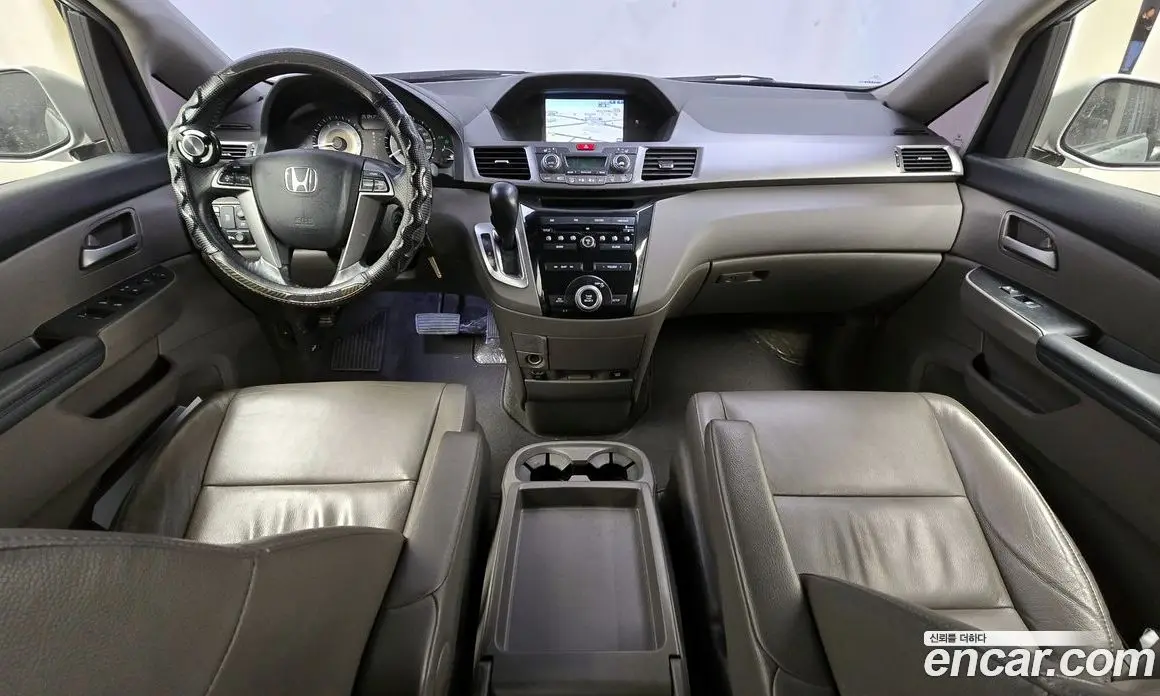 Honda Odyssey 2013 3.5 автомат (гидро), фото 7 Honda Odyssey 2013 3.5 автомат (гидро), фото 7