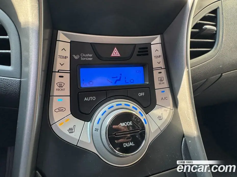 Hyundai Avante 2010 1.6 автомат (гидро), фото 14