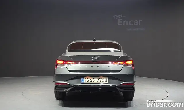Hyundai Avante 2022 1.6 автомат (гидро), миниатюра 4