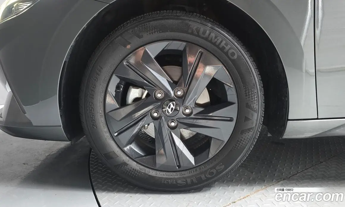 Hyundai Avante 2022 1.6 автомат (гидро), фото 5