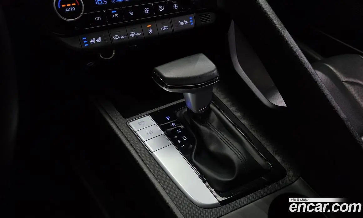 Hyundai Avante 2022 1.6 автомат (гидро), фото 9