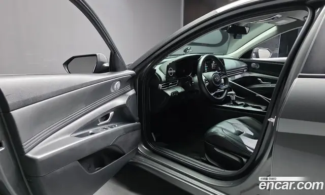 Hyundai Avante 2022 1.6 автомат (гидро), миниатюра 10