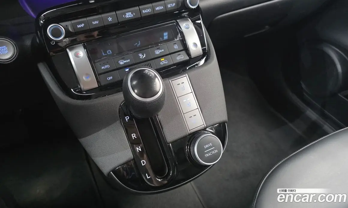 Hyundai Casper 2022 1.0 автомат (гидро), фото 9