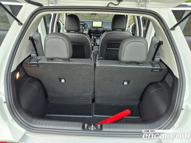 Hyundai Casper 2024 1.0 автомат (гидро), миниатюра 9