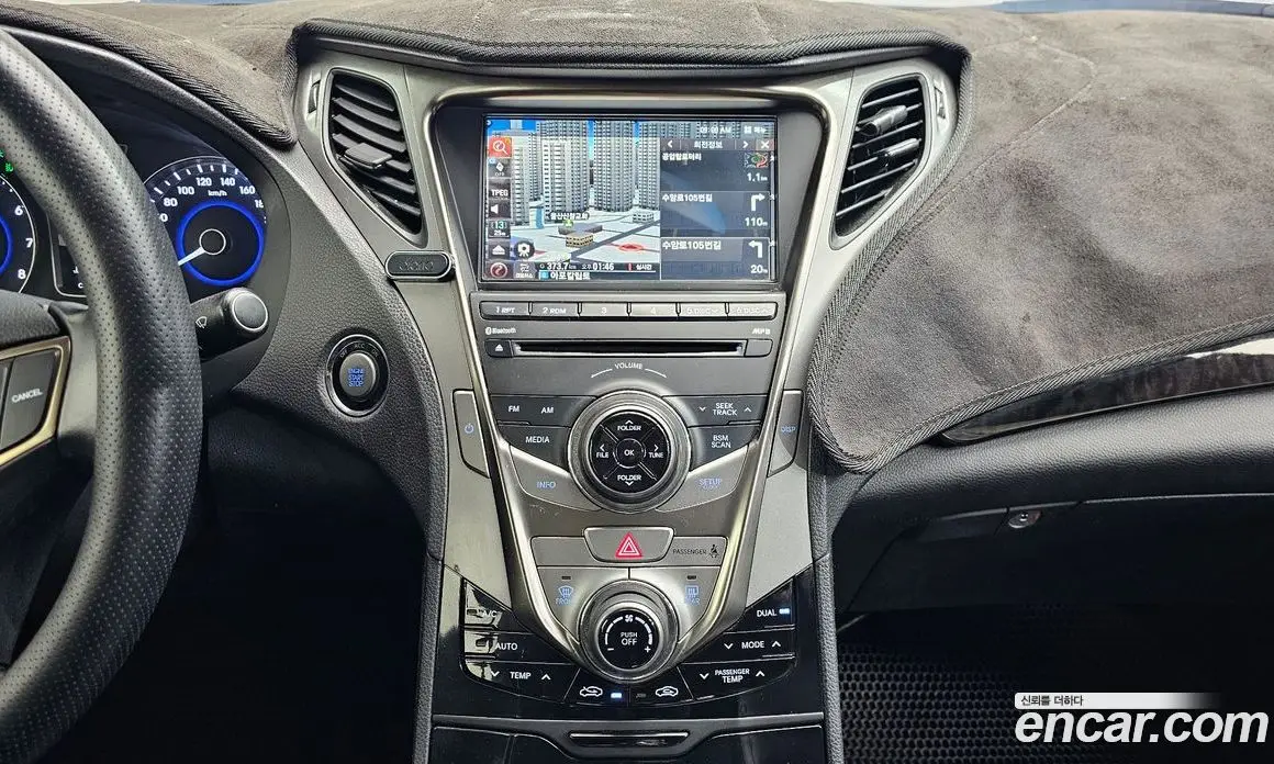 Hyundai Grandeur 2012 2.4 автомат (гидро), фото 16