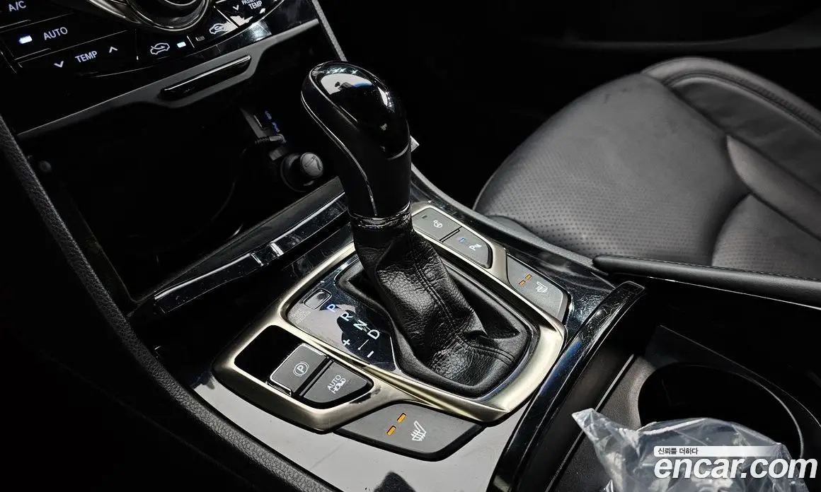 Hyundai Grandeur 2012 2.4 автомат (гидро), фото 9