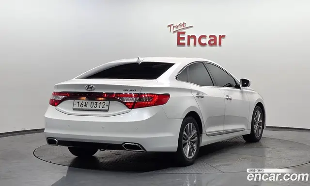 Hyundai Grandeur, 2015, 49 174 км
