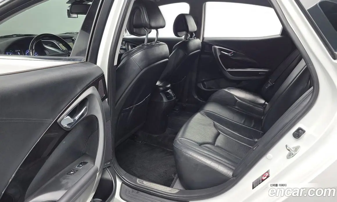 Hyundai Grandeur 2015 2.4 автомат (гидро), фото 11 Hyundai Grandeur 2015 2.4 автомат (гидро), фото 11