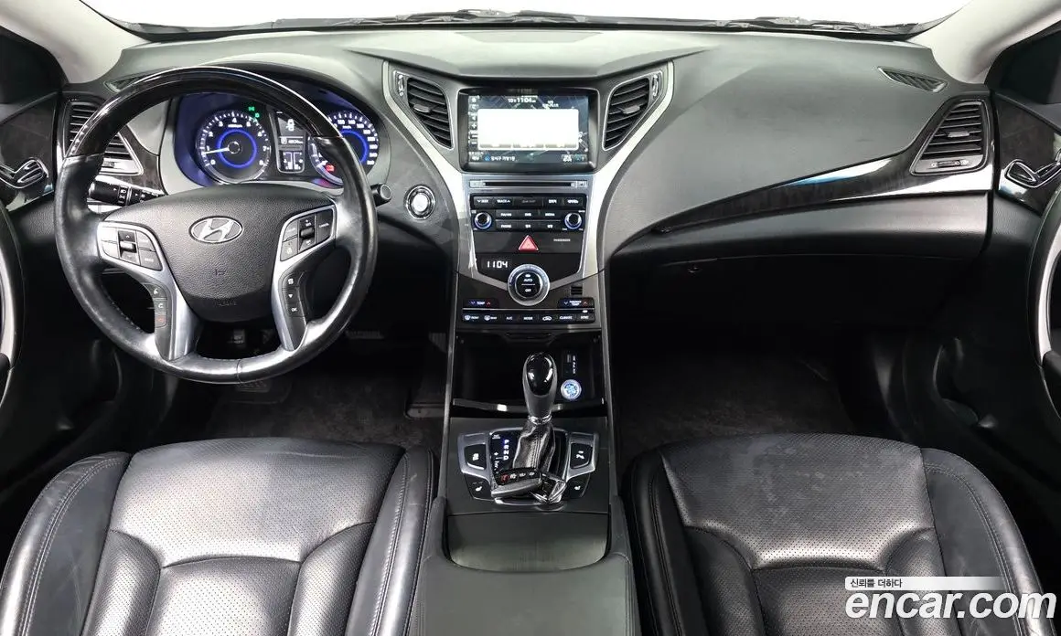 Hyundai Grandeur 2015 2.4 автомат (гидро), фото 6 Hyundai Grandeur 2015 2.4 автомат (гидро), фото 6