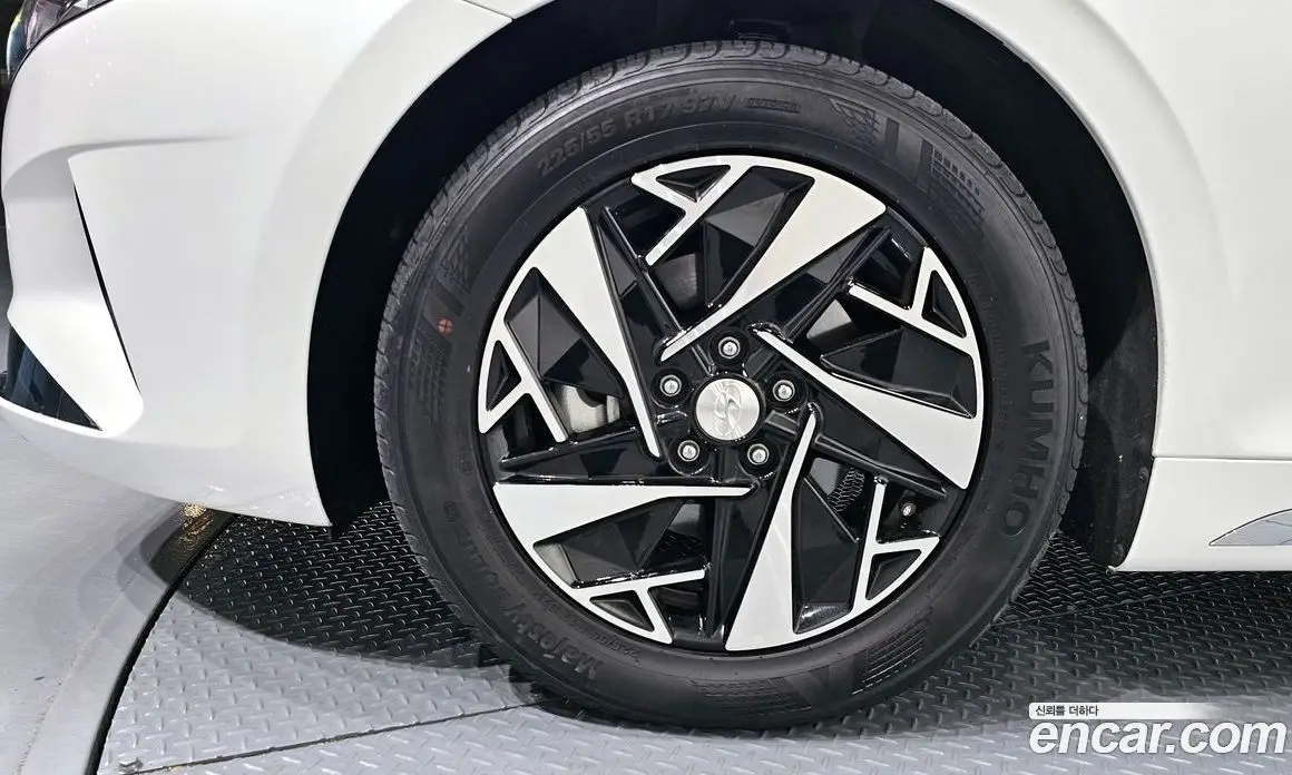 Hyundai Grandeur 2021 2.4 автомат (гидро), фото 5 Hyundai Grandeur 2021 2.4 автомат (гидро), фото 5