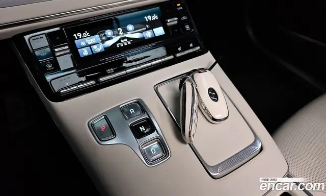 Hyundai Grandeur 2021 2.4 автомат (гидро), миниатюра 9 Hyundai Grandeur 2021 2.4 автомат (гидро), миниатюра 9