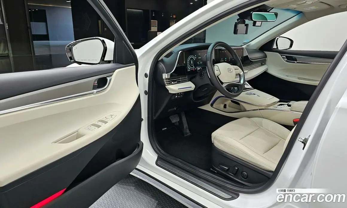 Hyundai Grandeur 2021 2.4 автомат (гидро), фото 10 Hyundai Grandeur 2021 2.4 автомат (гидро), фото 10