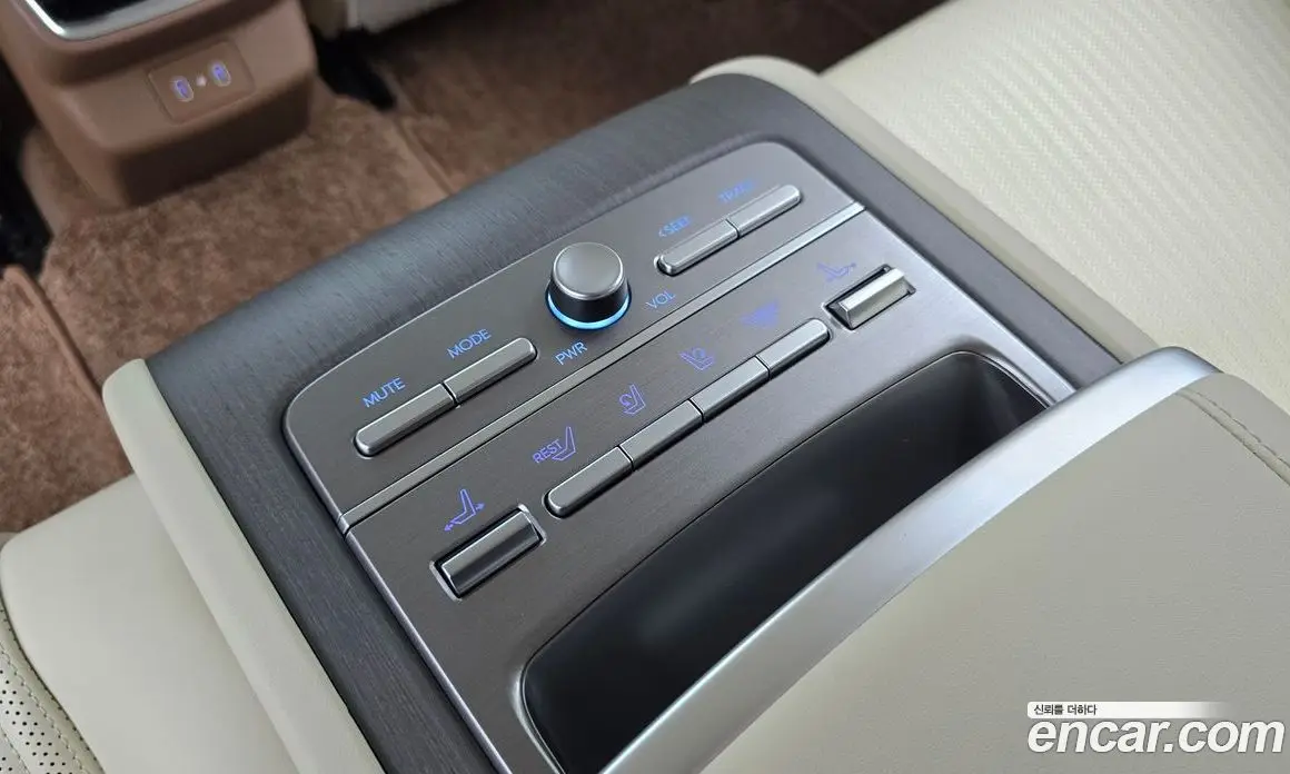 Hyundai Grandeur 2023 3.5 автомат (гидро), фото 19