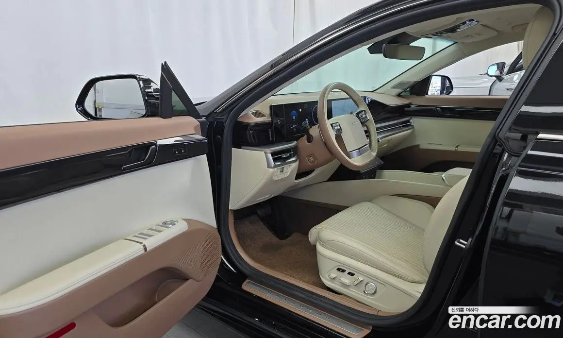 Hyundai Grandeur 2023 3.5 автомат (гидро), фото 10