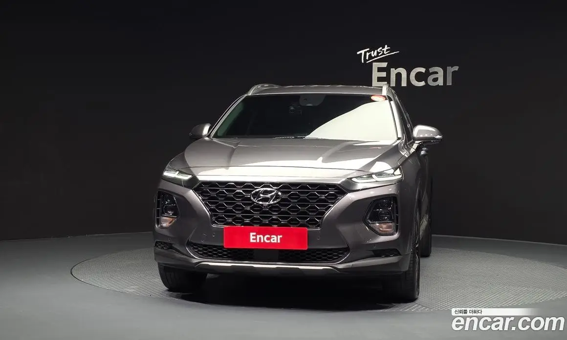 Hyundai Santa Fe 2018 2.0 автомат (гидро), фото 3