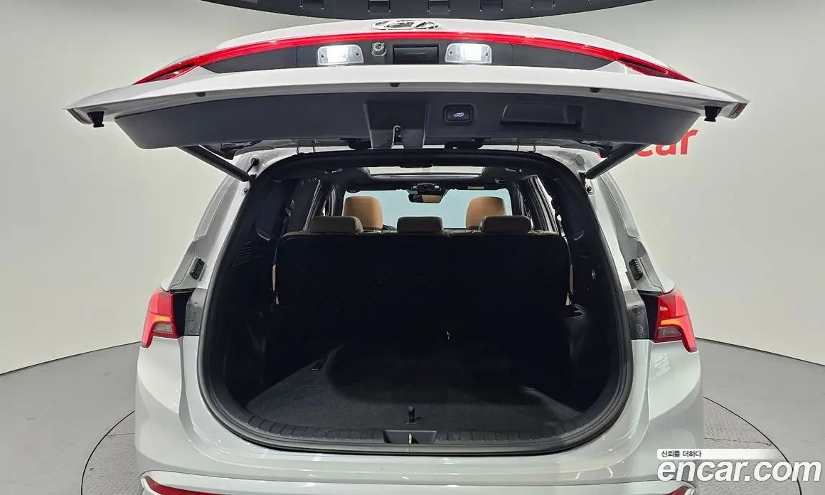 Hyundai Santa Fe 2021 2.5 автомат (гидро), фото 20 Hyundai Santa Fe 2021 2.5 автомат (гидро), фото 20