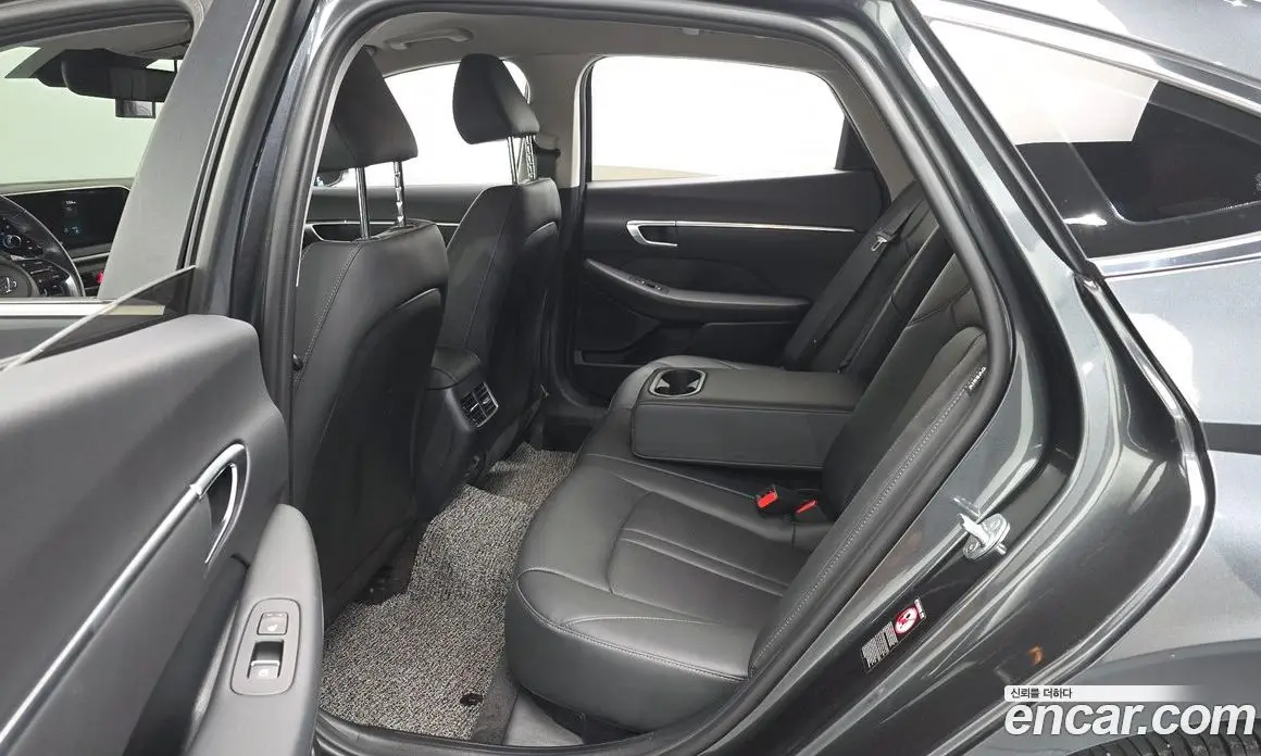 Hyundai Sonata 2021 2.0 автомат (гидро), фото 11