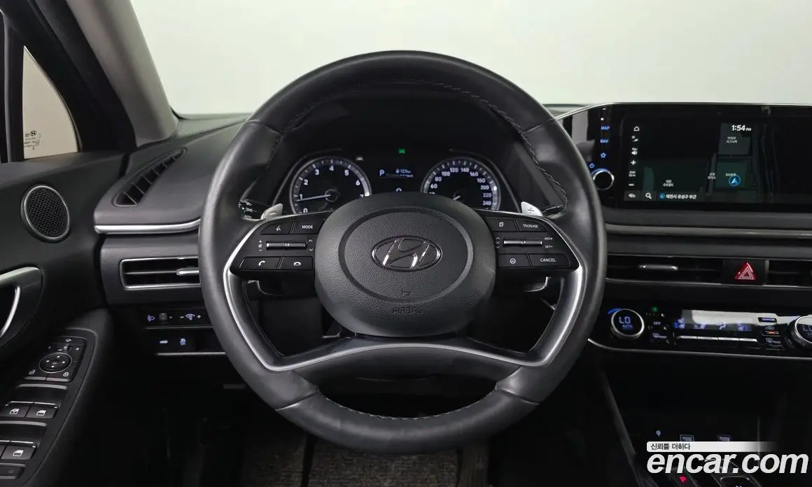 Hyundai Sonata 2021 2.0 автомат (гидро), фото 14