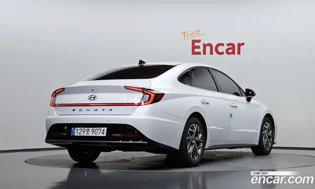 Hyundai Sonata 2022 2.0 автомат (гидро), миниатюра 2 Hyundai Sonata 2022 2.0 автомат (гидро), миниатюра 2
