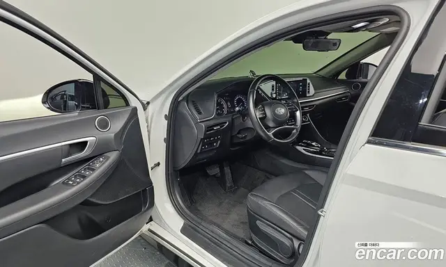 Hyundai Sonata 2022 2.0 автомат (гидро), миниатюра 10 Hyundai Sonata 2022 2.0 автомат (гидро), миниатюра 10