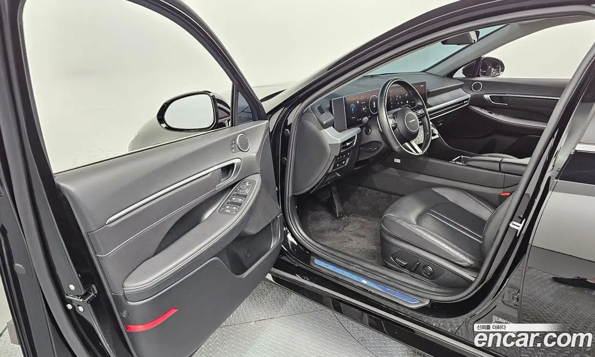 Hyundai Sonata 2023 1.6 автомат (гидро), фото 10 Hyundai Sonata 2023 1.6 автомат (гидро), фото 10