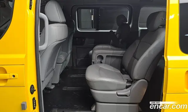 Hyundai Starex 2016 2.5 автомат (гидро), миниатюра 12