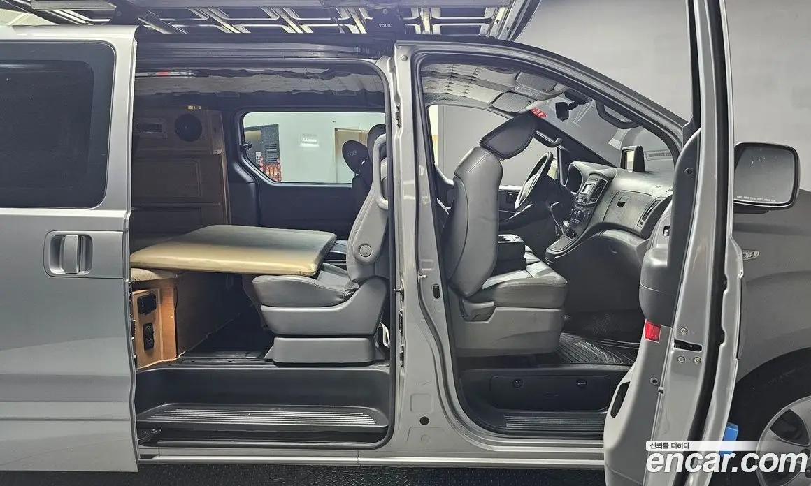 Hyundai Starex 2018 2.5 автомат (гидро), фото 11 Hyundai Starex 2018 2.5 автомат (гидро), фото 11