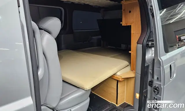 Hyundai Starex 2018 2.5 автомат (гидро), миниатюра 12