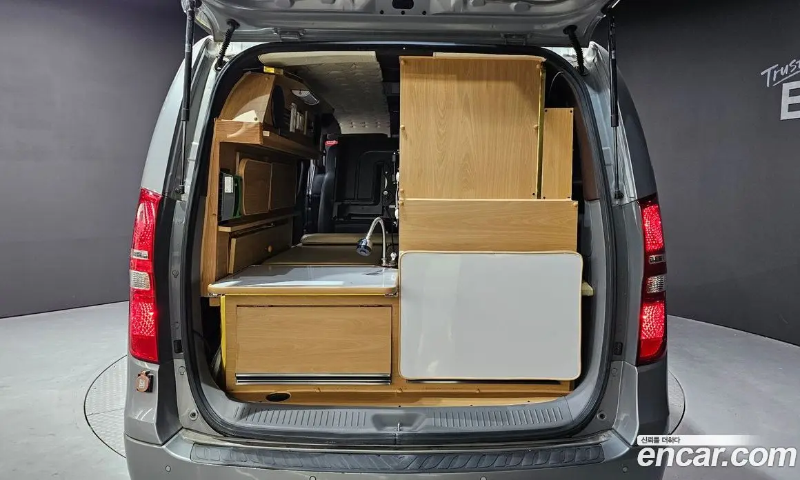 Hyundai Starex 2018 2.5 автомат (гидро), фото 20 Hyundai Starex 2018 2.5 автомат (гидро), фото 20