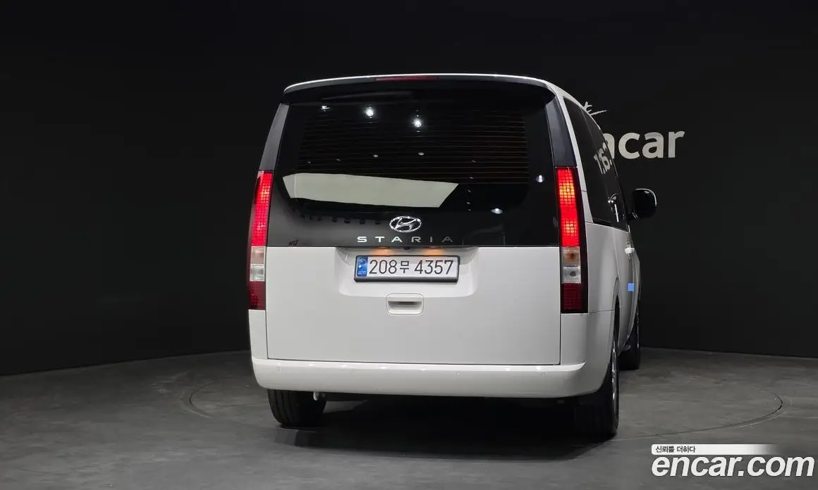 Hyundai Staria 2022 2.2 автомат (гидро), фото 4 Hyundai Staria 2022 2.2 автомат (гидро), фото 4