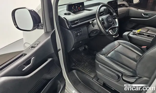 Hyundai Staria 2022 2.2 автомат (гидро), миниатюра 10 Hyundai Staria 2022 2.2 автомат (гидро), миниатюра 10