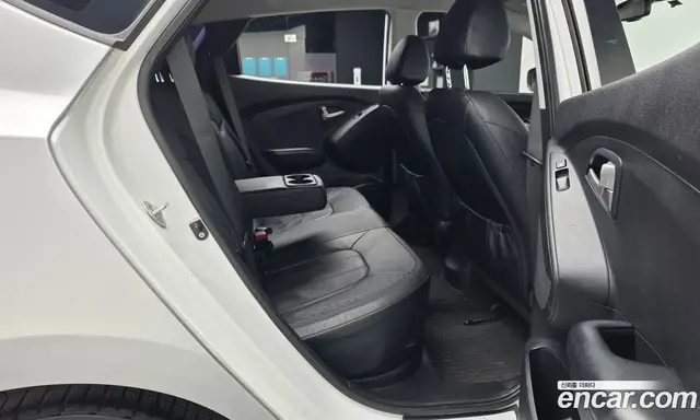 Hyundai Tucson 2015 автомат (гидро), миниатюра 12