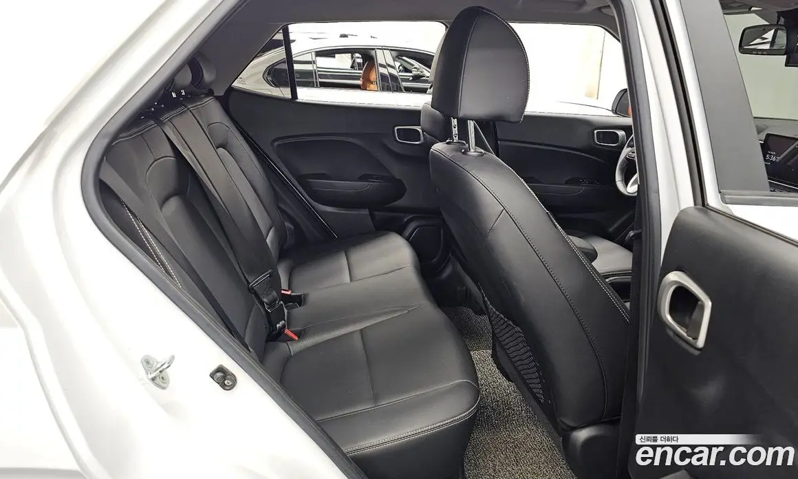 Hyundai Venue 2022 1.6 автомат (гидро), фото 12 Hyundai Venue 2022 1.6 автомат (гидро), фото 12