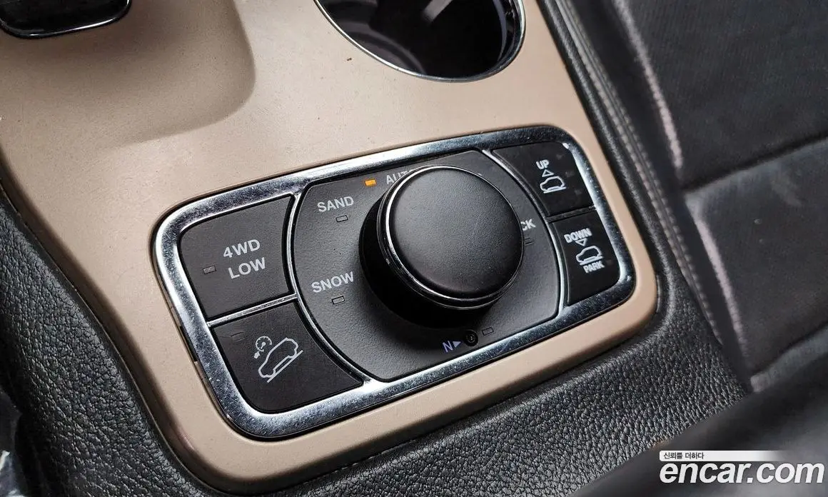 Jeep Cherokee 2015 3.0 автомат (гидро), фото 16 Jeep Cherokee 2015 3.0 автомат (гидро), фото 16