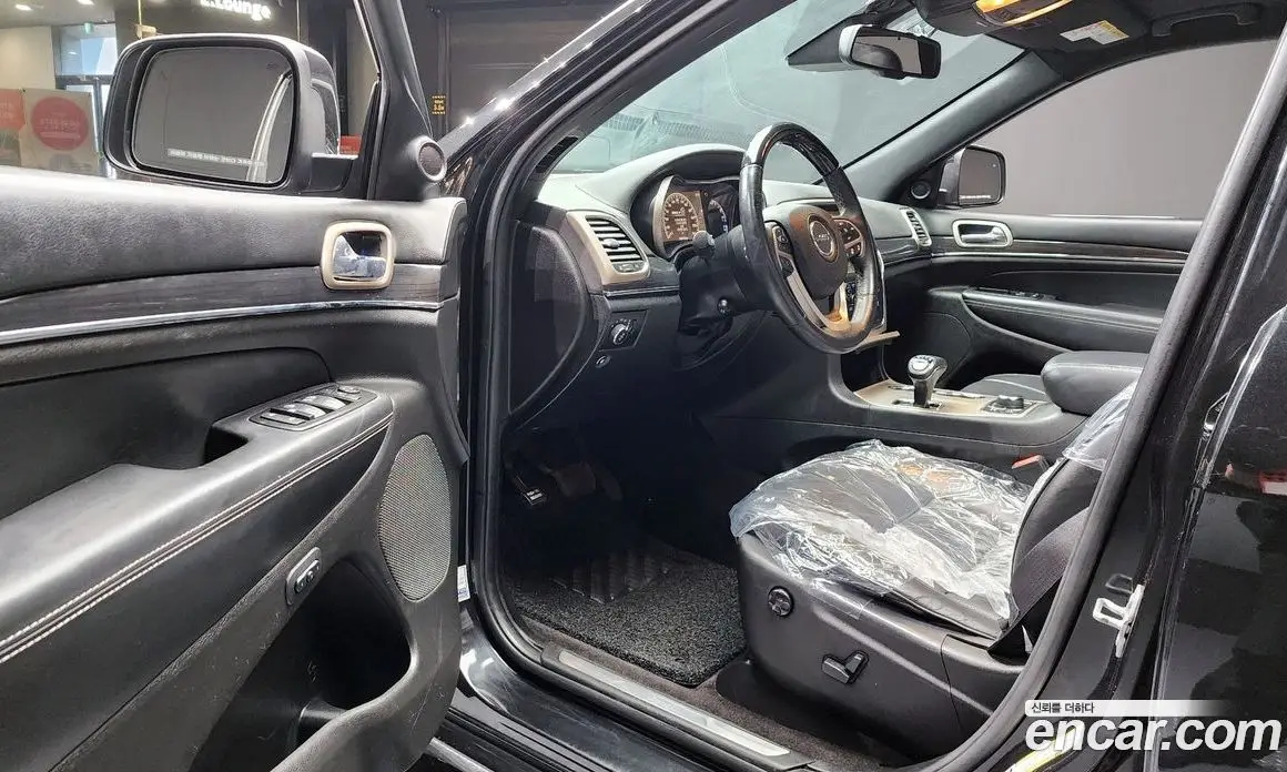 Jeep Cherokee 2015 3.0 автомат (гидро), фото 10 Jeep Cherokee 2015 3.0 автомат (гидро), фото 10