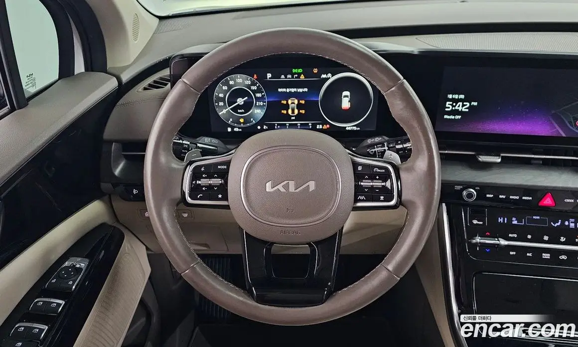 Kia Carnival 2021 2.2 автомат (гидро), фото 13 Kia Carnival 2021 2.2 автомат (гидро), фото 13
