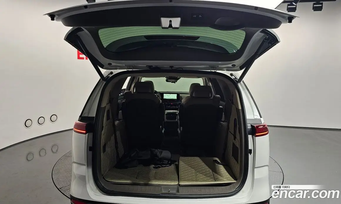 Kia Carnival 2021 2.2 автомат (гидро), фото 20 Kia Carnival 2021 2.2 автомат (гидро), фото 20