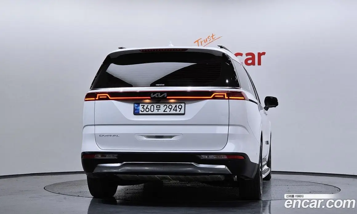 Kia Carnival 2021 2.2 автомат (гидро), фото 4 Kia Carnival 2021 2.2 автомат (гидро), фото 4