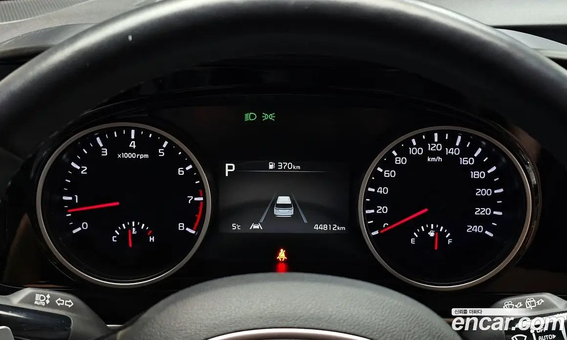 Kia Carnival 2022 3.5 автомат (гидро), фото 7 Kia Carnival 2022 3.5 автомат (гидро), фото 7